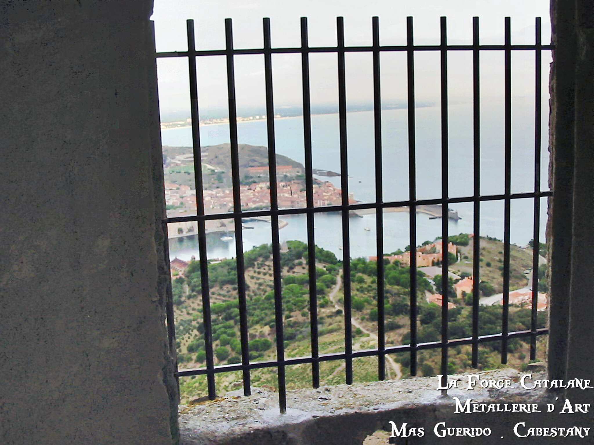 grille protection barreau rond Collioure fer Forge Catalane Cabestany.jpg